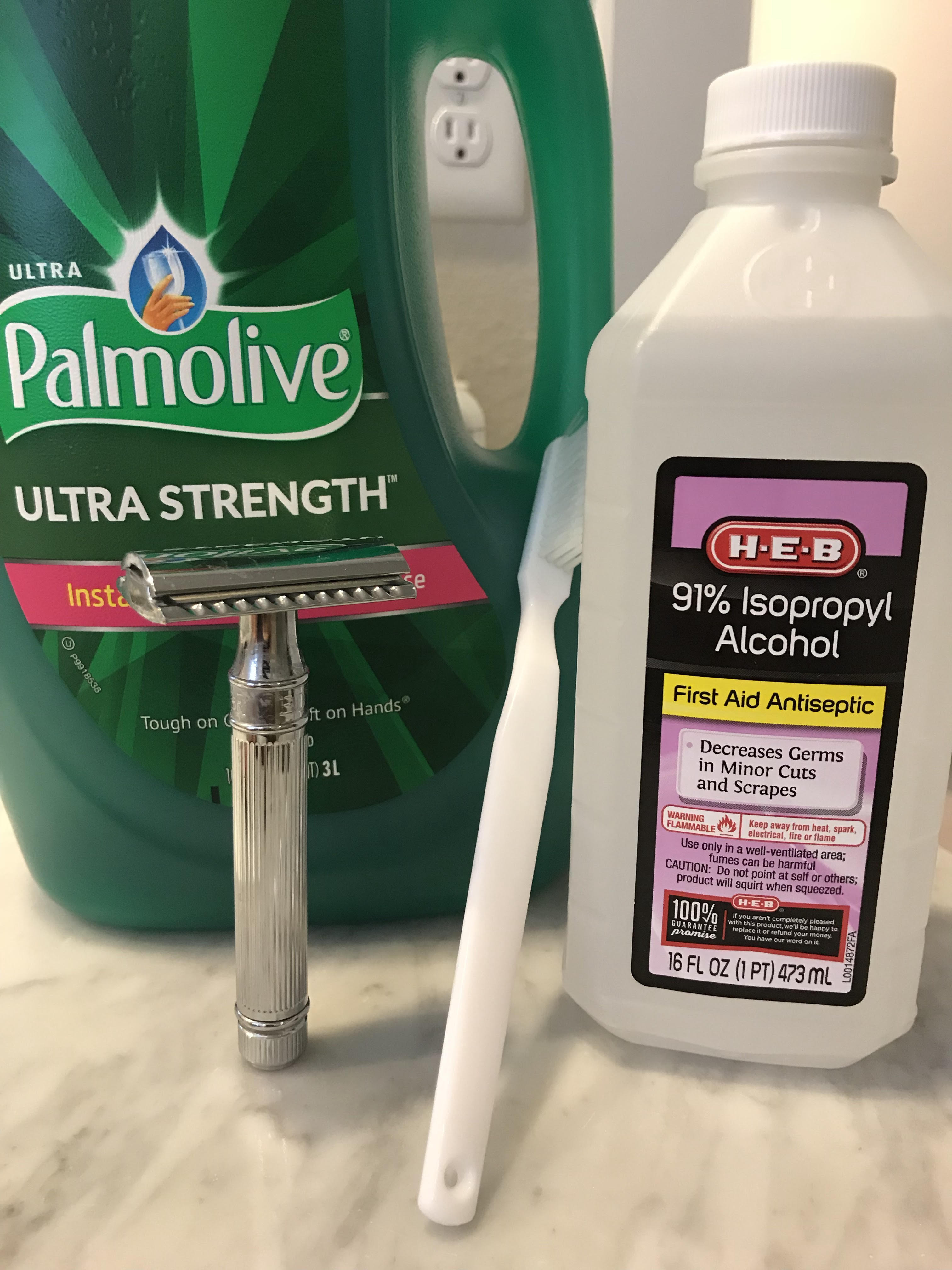 How to clean a safety razor!